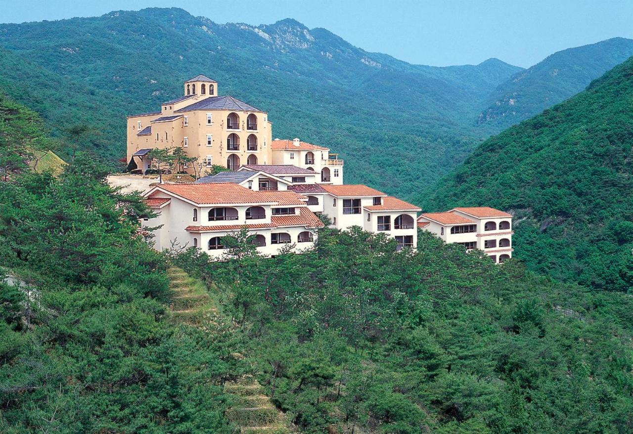 Club Es Jecheon Resort Chech'ŏn Εξωτερικό φωτογραφία