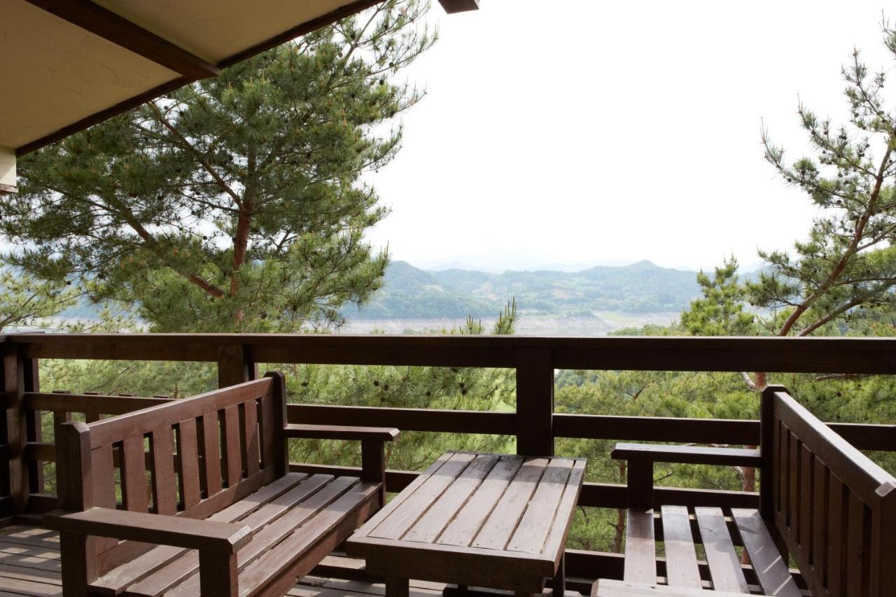 Club Es Jecheon Resort Chech'ŏn Εξωτερικό φωτογραφία